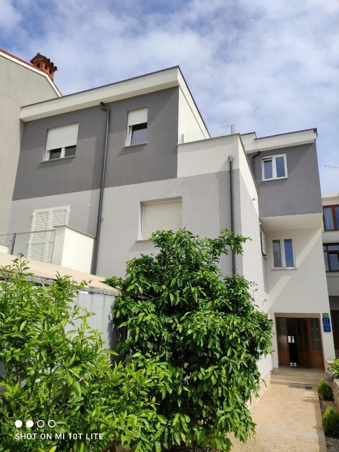 Apartman Marina Veruda Пула Екстериор снимка