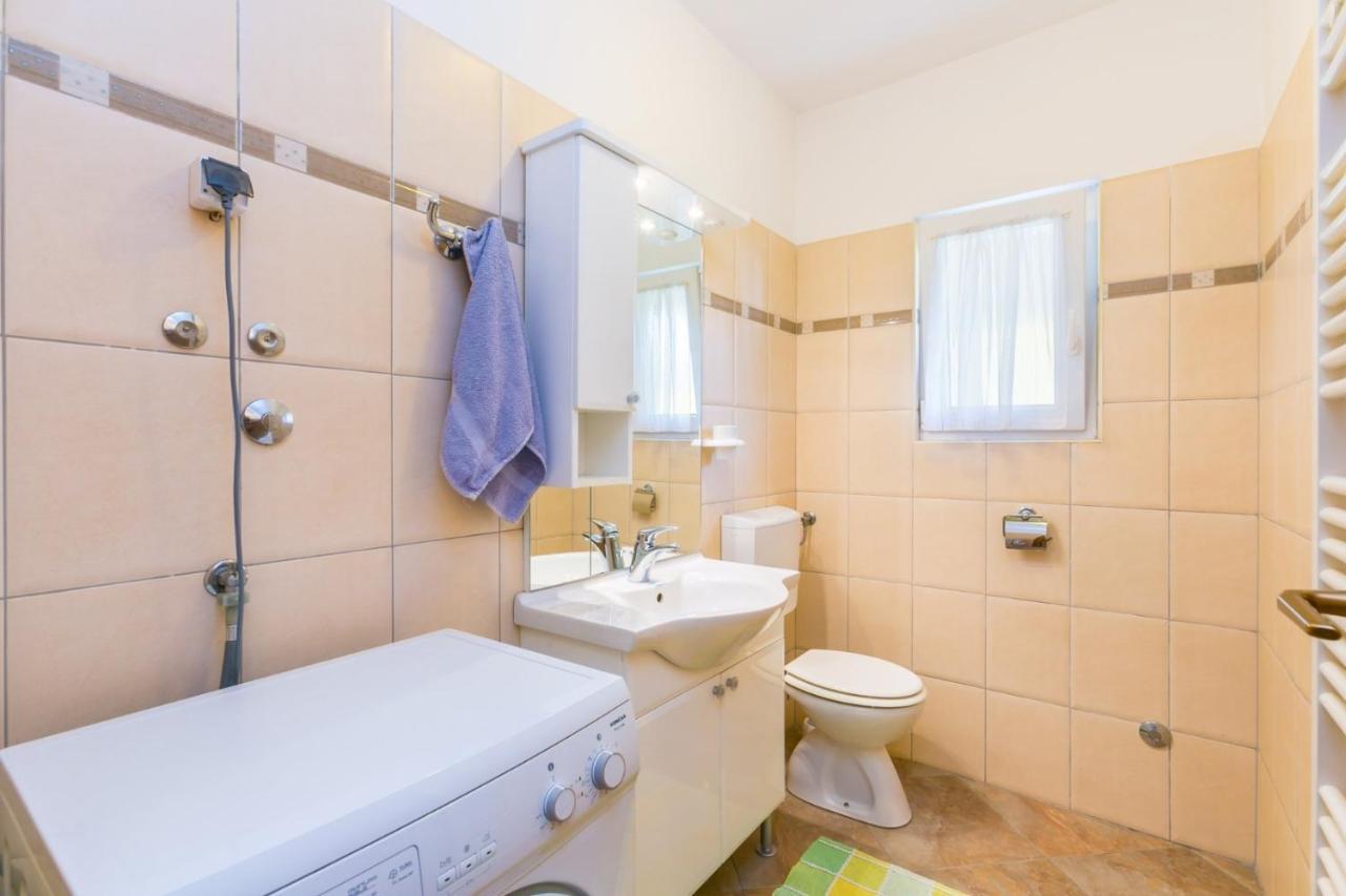 Apartman Marina Veruda Пула Екстериор снимка